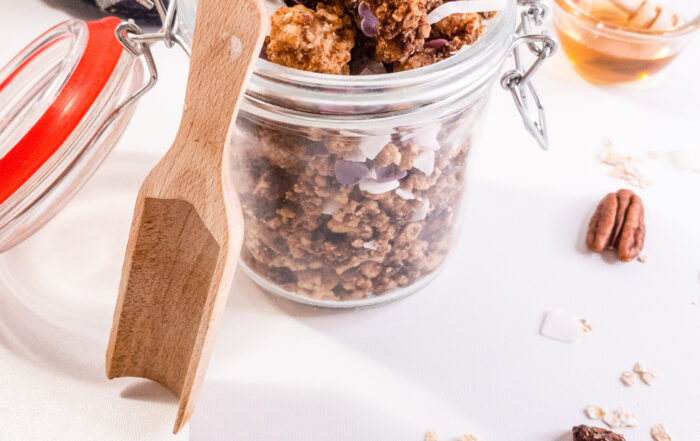 Crunchy monkey granola