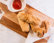 Gezonde verarme kip worstenbroodjes