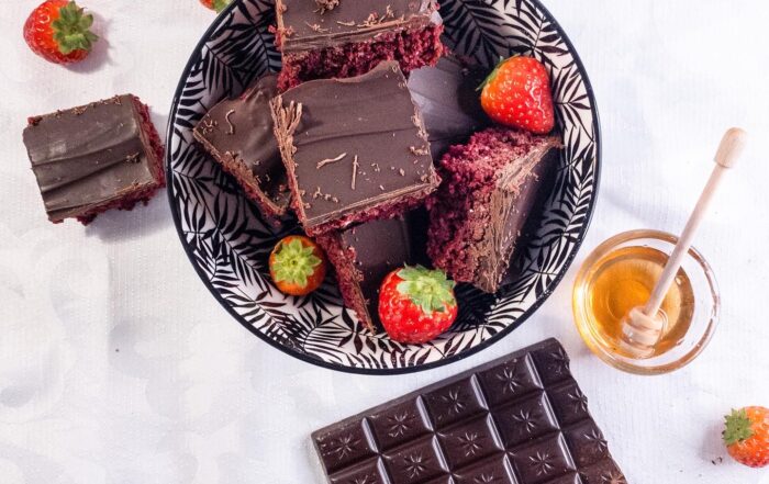 Healthy redvelvet brownie