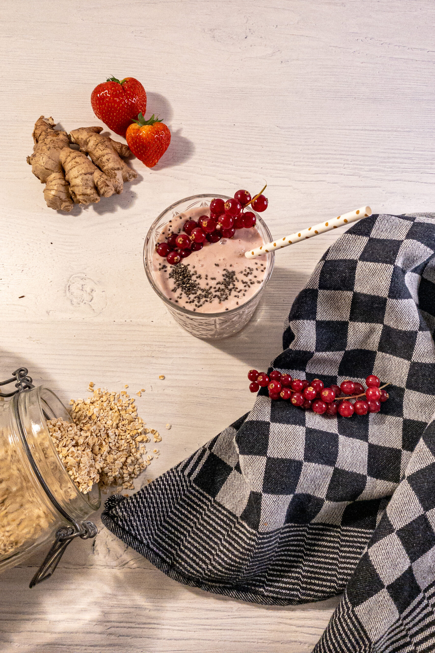Aardbeien havermoutsmoothie