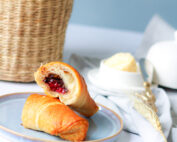 Gevulde croissantjes